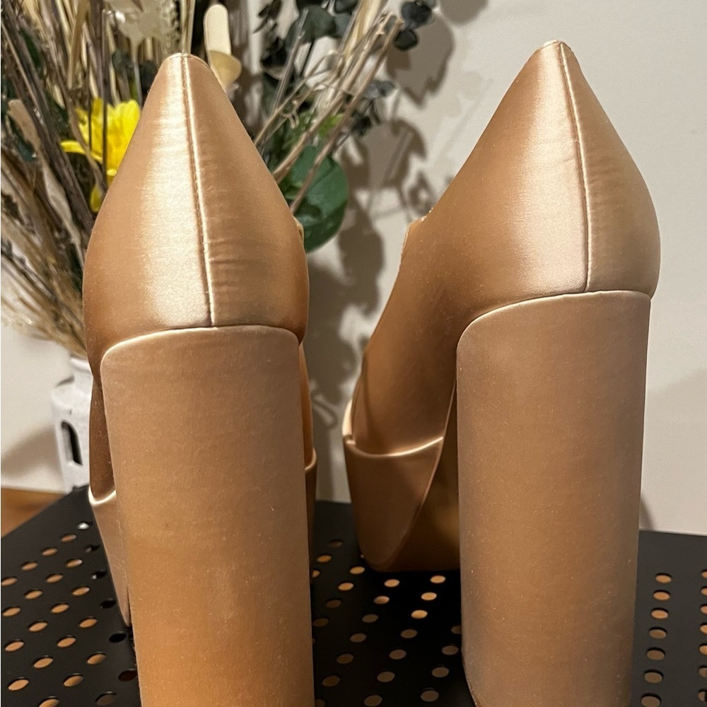 Women's Champagne Satin Platform Heels - Picture 5 of 7